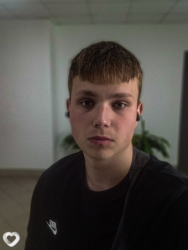 Владимир, 22, Калининграде — анкета №777531