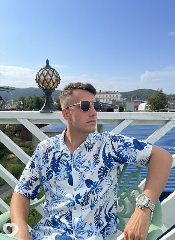 Евгений, 27, Благовещенске — анкета №778235