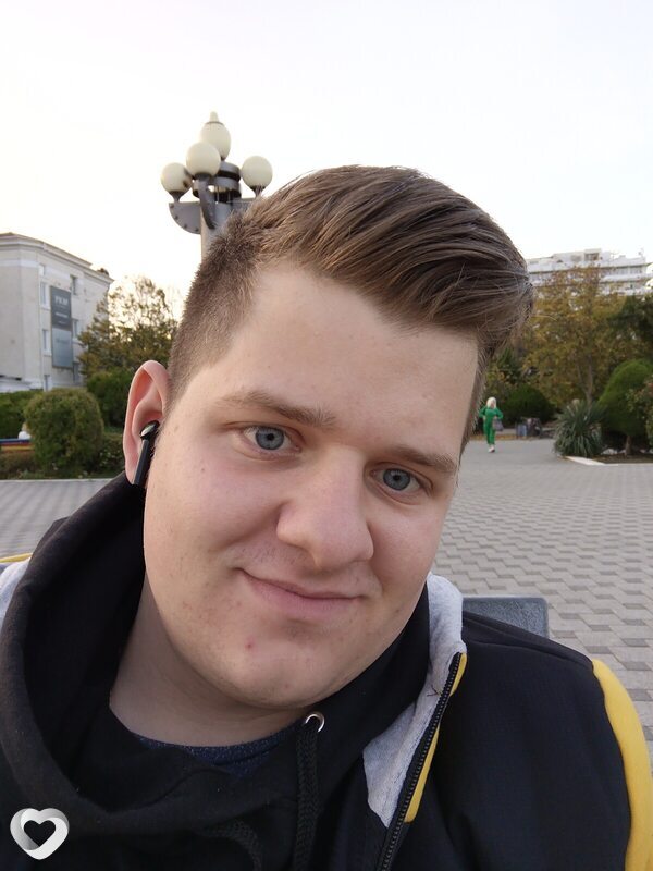 Миша, 23, Москве — анкета №778339