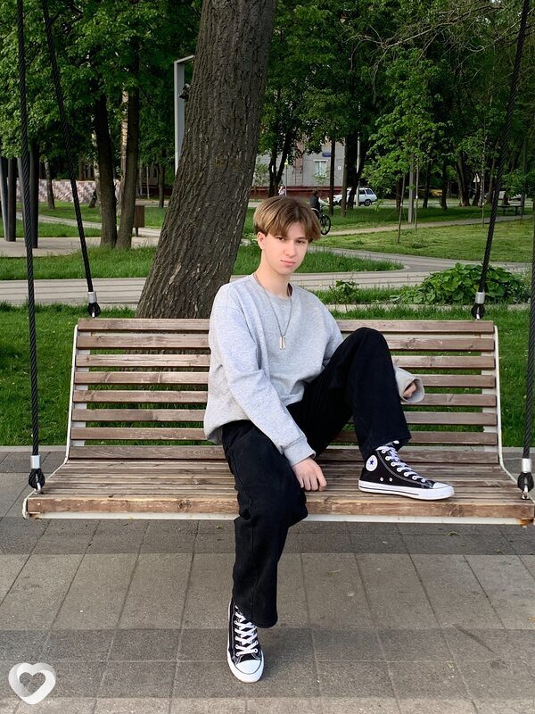 Александр, 21, Москве — анкета №778920