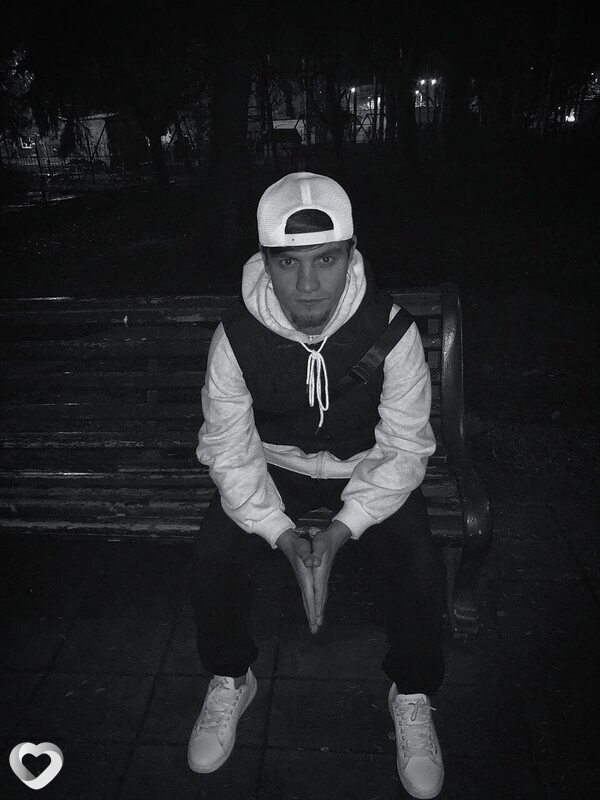 Азамат, 25, Москве — анкета №779237