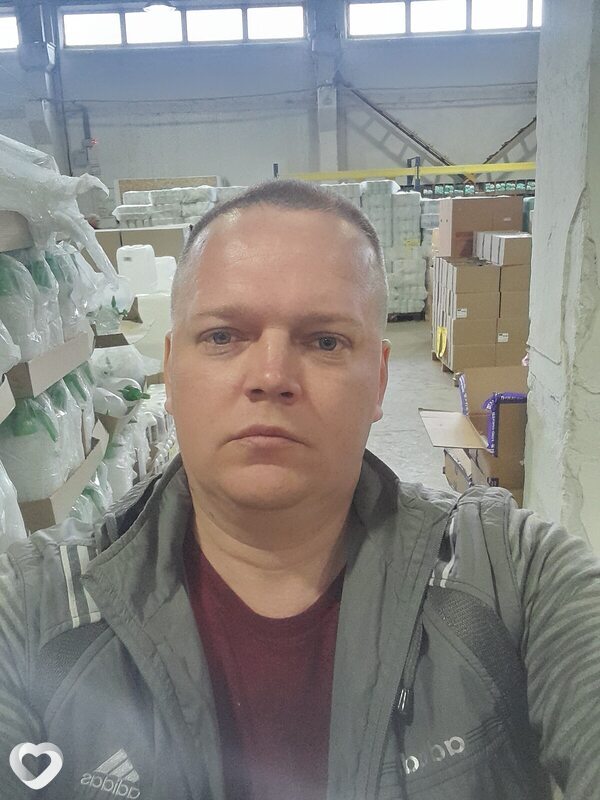 Анатолий, 41, Новом Уренгое — анкета №779937