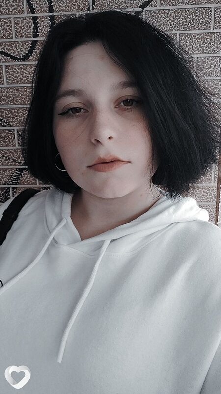Аня, 21, Орске — анкета №780947