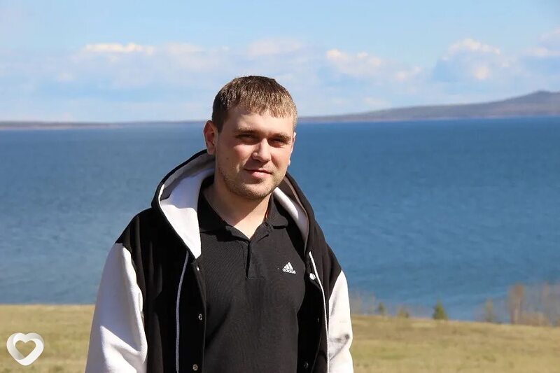 Артем, 36, Братске — анкета №781162