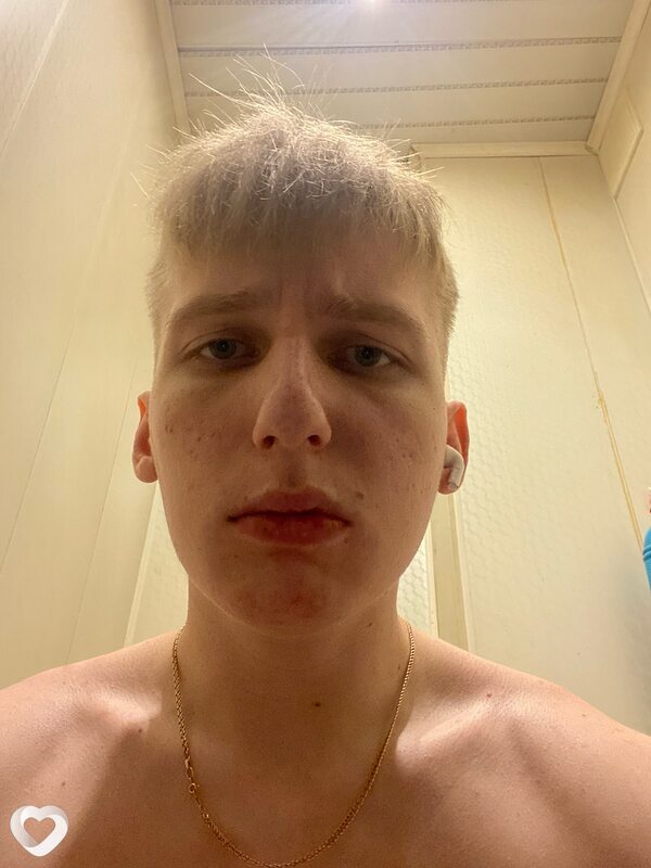 Богдан, 21, Комсомольске-на-Амуре — анкета №781857