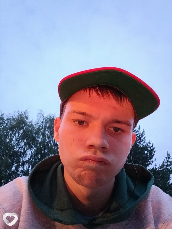 Кирилл, 22, Рыбинске — анкета №782514