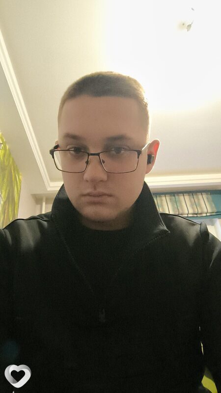 Павел, 21, Москве — анкета №782906