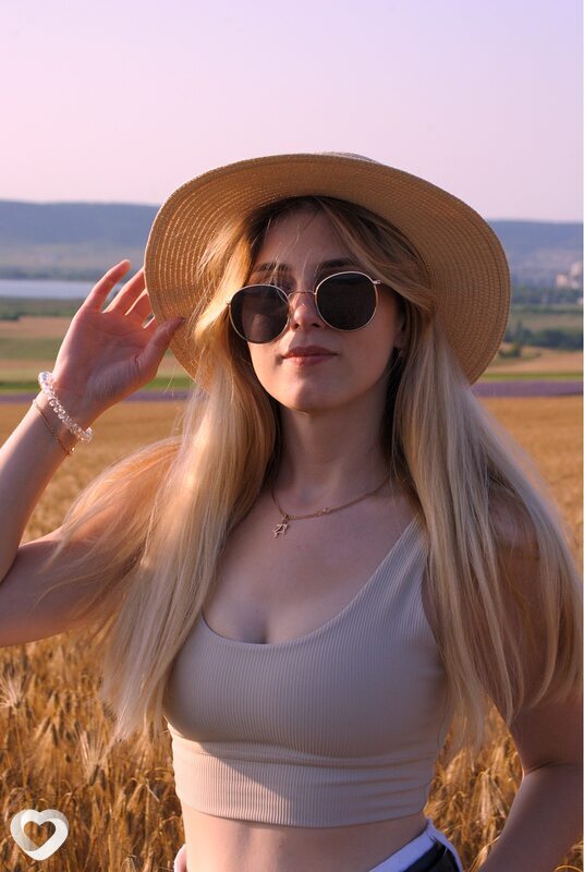 Марина, 27, Нелидове — анкета №782940