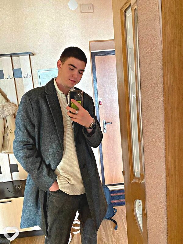 Олег, 23, Чите — анкета №783644
