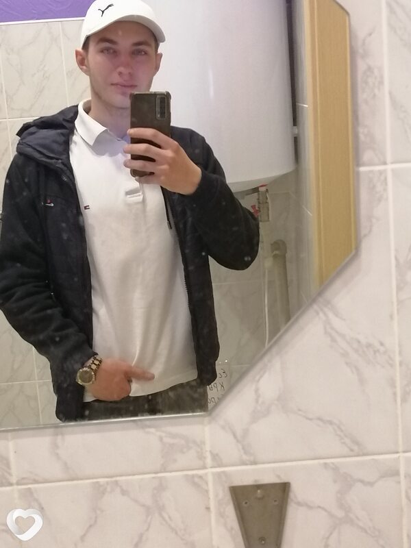 Денис, 23, Москве — анкета №784431