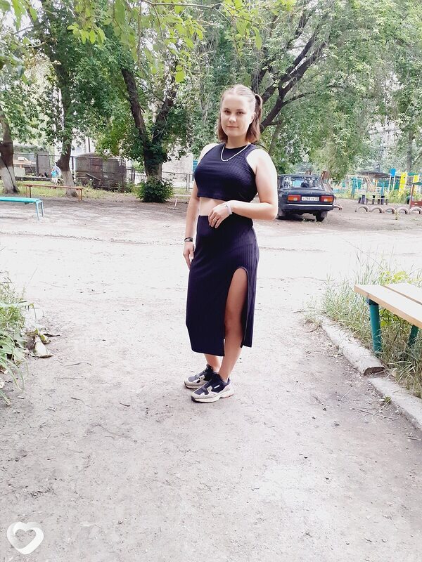 Яночка, 21, Москве — анкета №784799