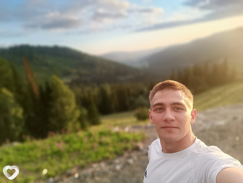 Иван, 25, Бийске — анкета №784871