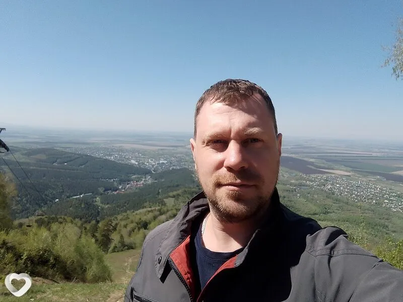 Александр, 40, Бийске — анкета №786051