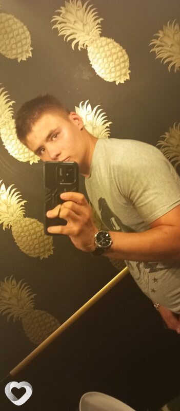 Даня, 21, Минске — анкета №786499
