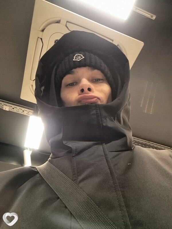 Захар, 24, Ленинске-Кузнецком — анкета №786892