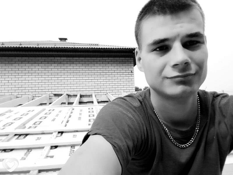Илья, 21, Сарапуле — анкета №787190