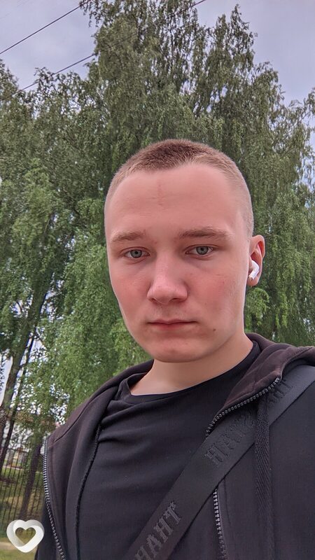 Денис, 21, Москве — анкета №789377
