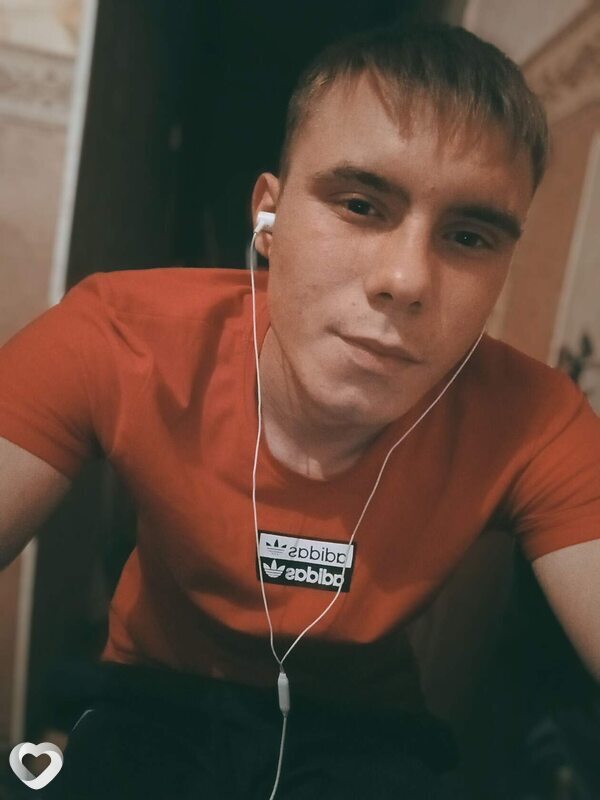 Роман, 24, Барнауле — анкета №789611