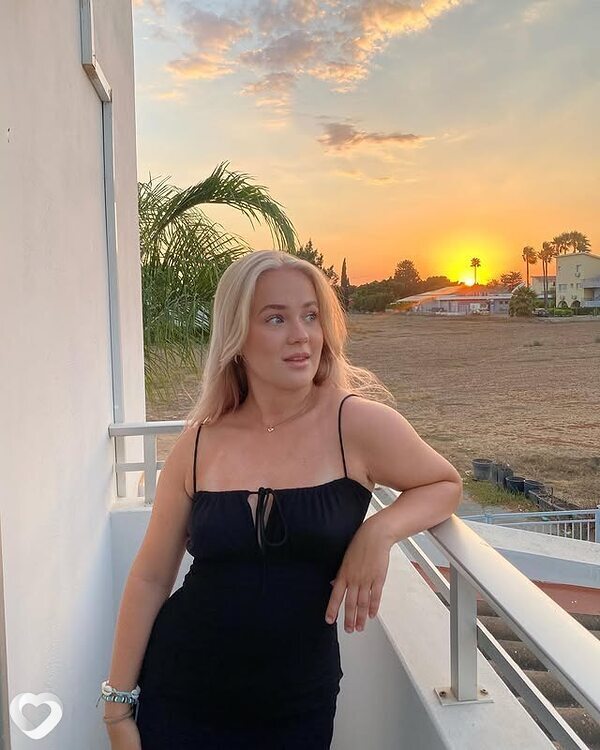 Анна, 22, Старом Осколе — анкета №789669