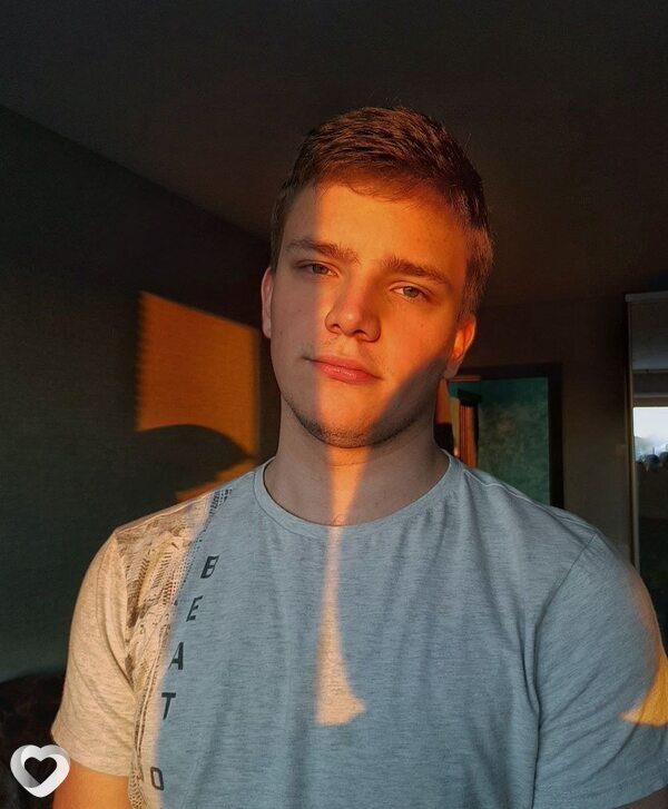 Виталий, 24, Москве — анкета №790301