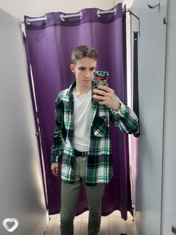 Максим, 21, Ульяновске — анкета №790564
