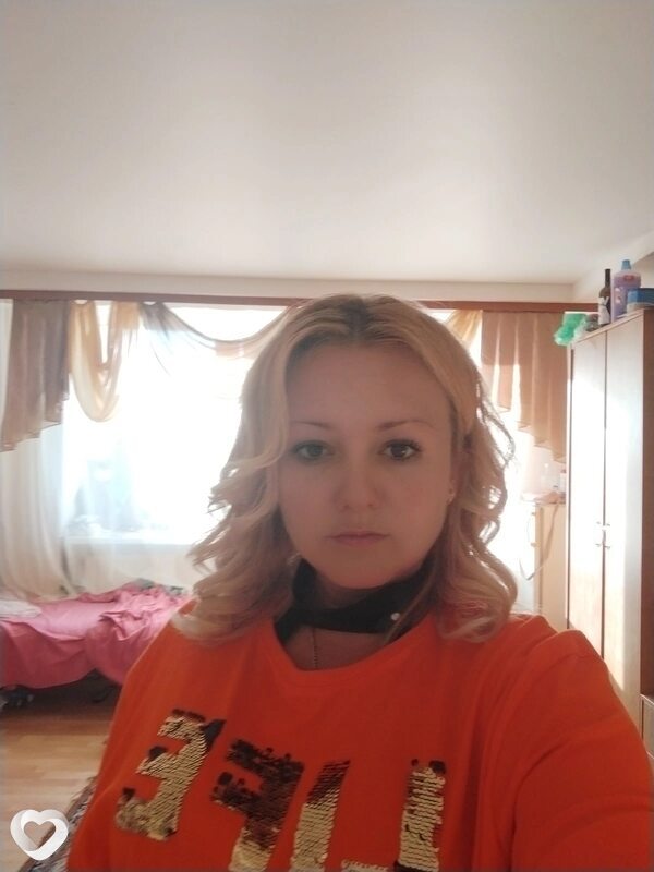 Карина, 31, Торезе — анкета №790596