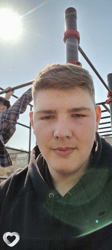 Данил, 21, Москве — анкета №790827