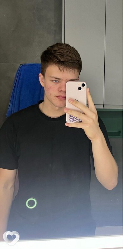 Вадим, 21, Сочи — анкета №791740