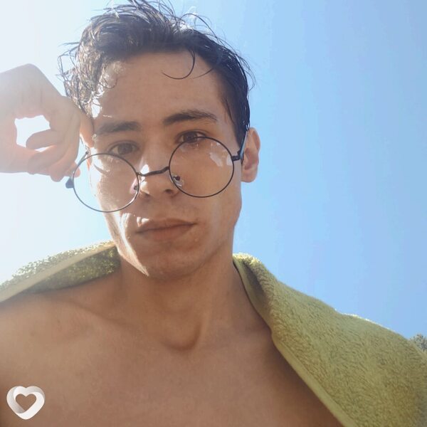 Дмитрий, 25, Урени — анкета №791704