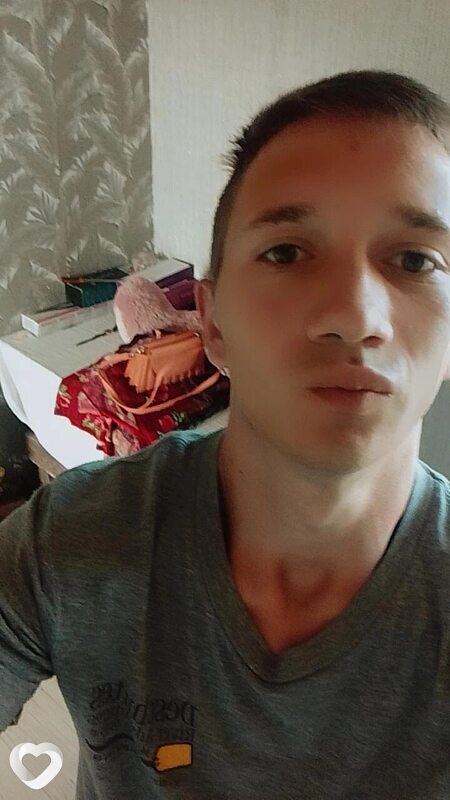 Максим, 23, Березине — анкета №792183