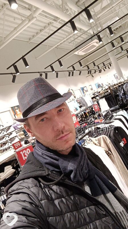 Maik, Простеёв