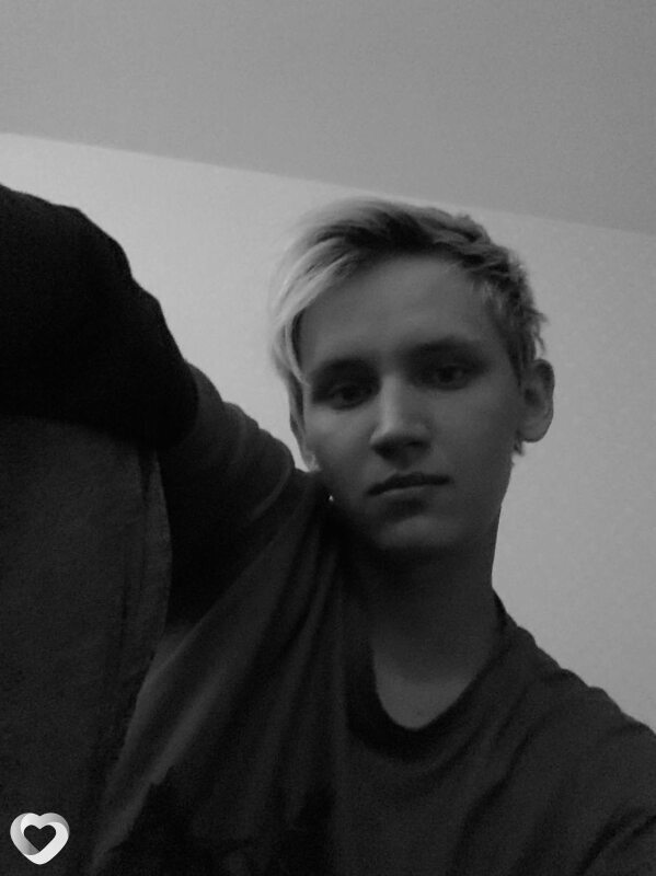 Андрей, 21, Новосибирске — анкета №792855