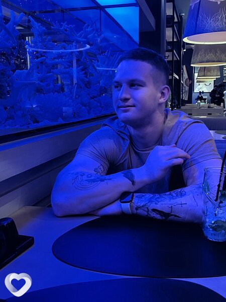 Максим, 31, Москве — анкета №793218