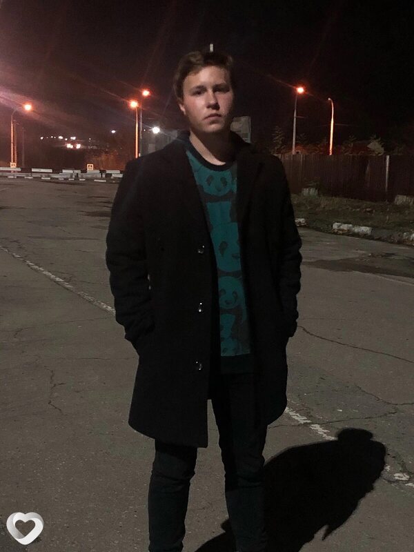 Александр, 21, Москве — анкета №793761