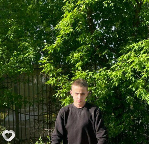 Александр, 21, Москве — анкета №794007