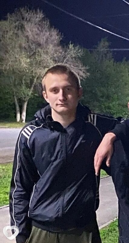 Максим, 22, Самаре — анкета №794013