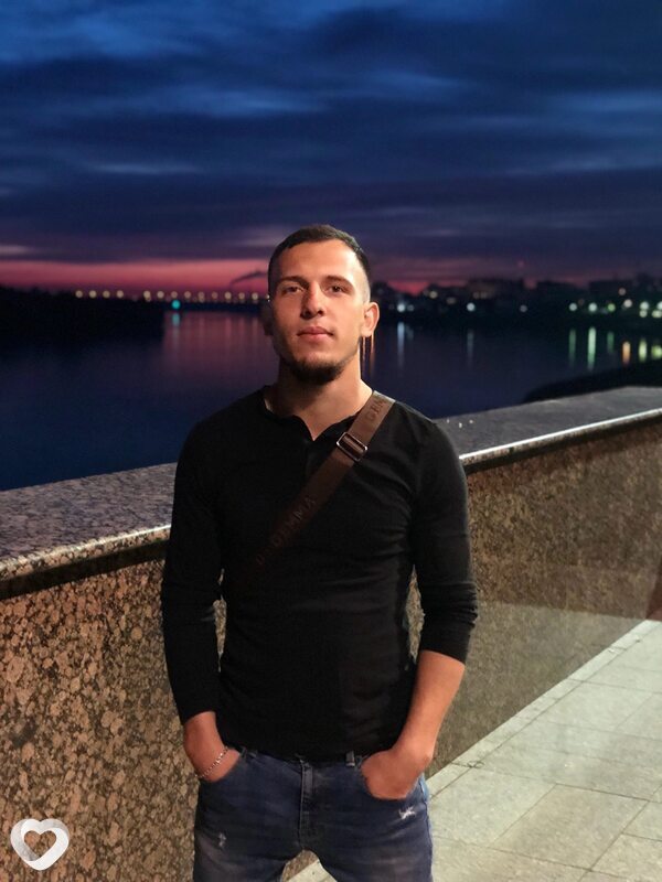 Алекс, 31, Нижневартовске — анкета №794310