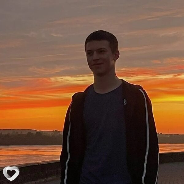 Вова, 21, Москве — анкета №795284