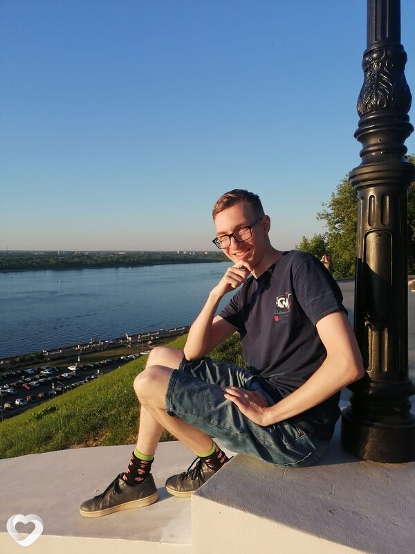 Миша, 21, Москве — анкета №795605
