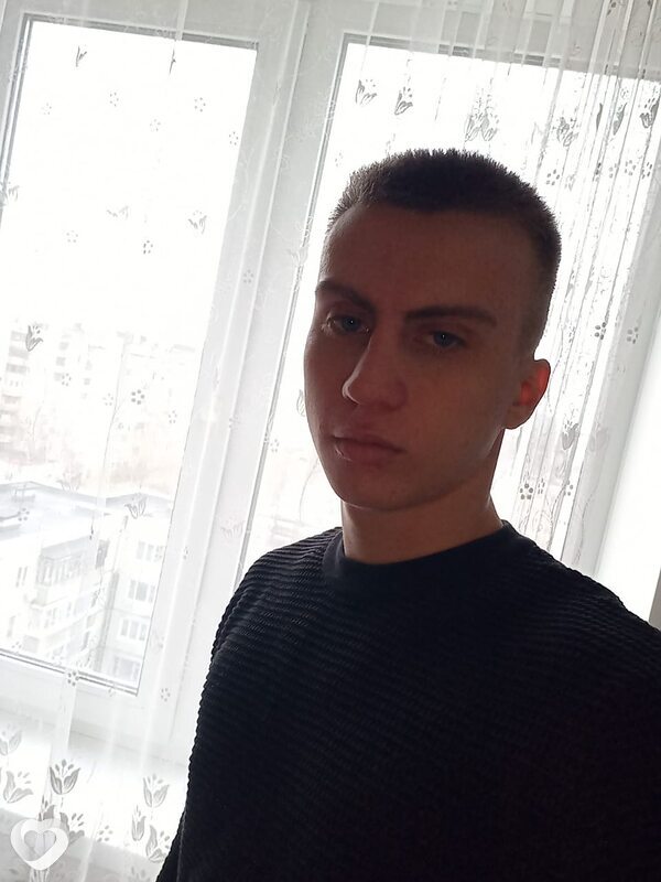 Илья, 26, Брянске — анкета №796400