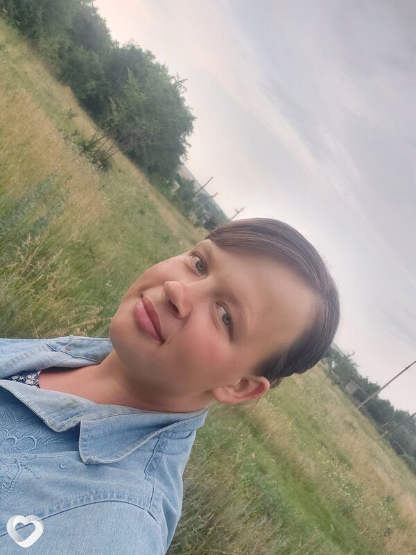 Александра, 25, Саратове — анкета №796786
