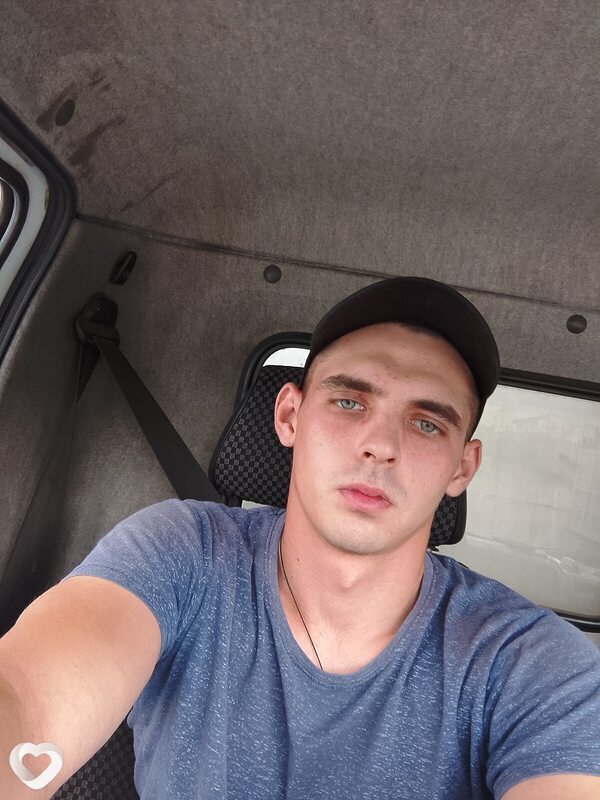 Максим, 25, Новосибирске — анкета №797394
