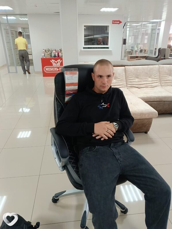 Максим, 25, Москве — анкета №798095