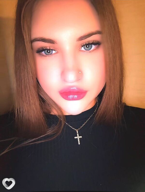 Полина, 21, Шахтах — анкета №798056