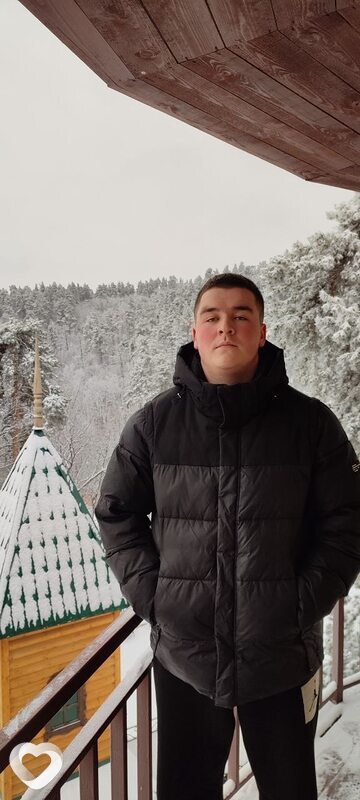 Рома, 21, Москве — анкета №798926