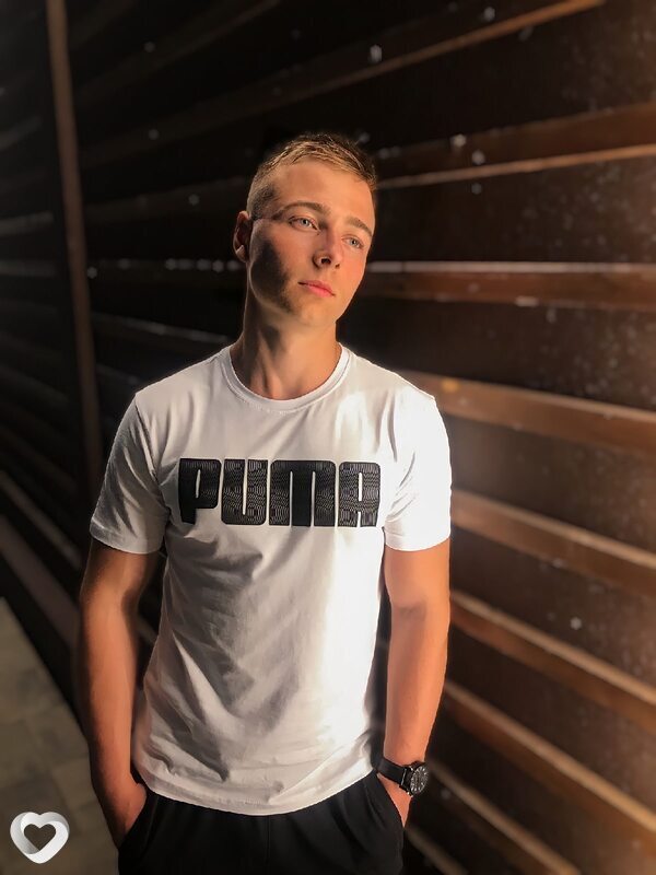 Александр, 23, Москве — анкета №799422