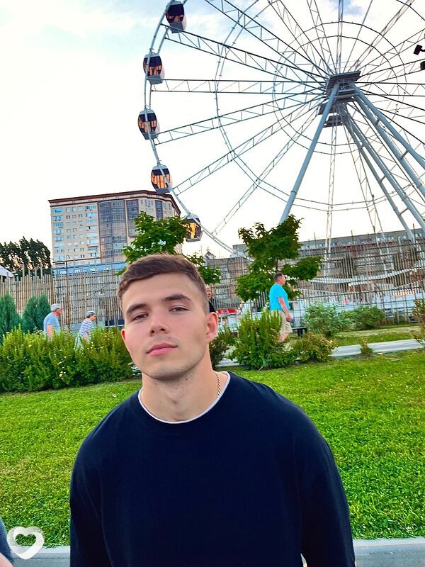Олег, 22, Саратове — анкета №799931