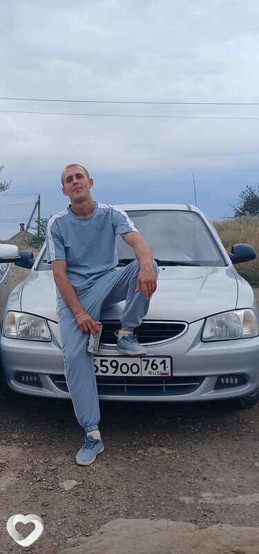 Саша, 32, Красном Сулине — анкета №800675