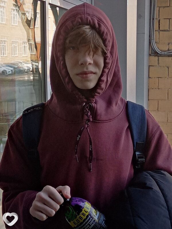 Денис, 21, Москве — анкета №801005
