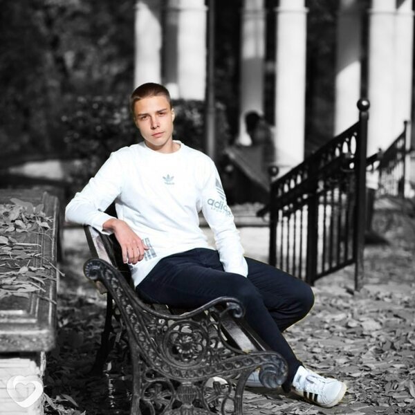 Стас, 23, Витебске — анкета №801432